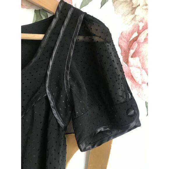Roxy Sheer Pop Over Black Blouse Size XS - Picture 4 of 5